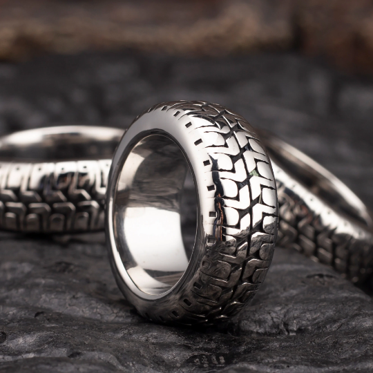 1 Tire Stainless Steel Cock Ring - Image 1